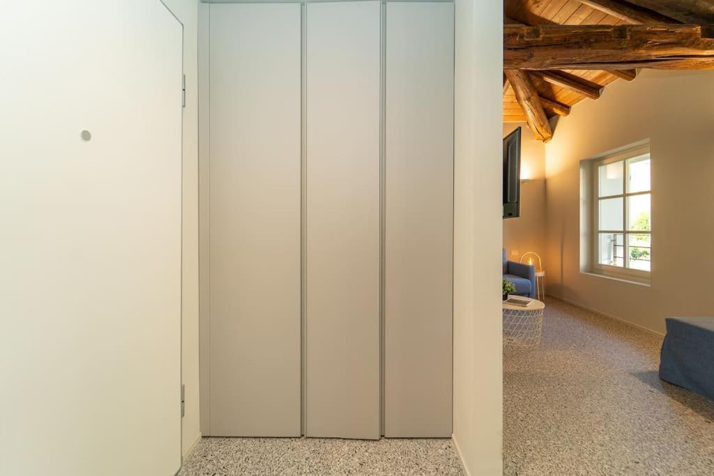 קומו Moderno Appartamento A 200 Metri Dal Duomo מראה חיצוני תמונה