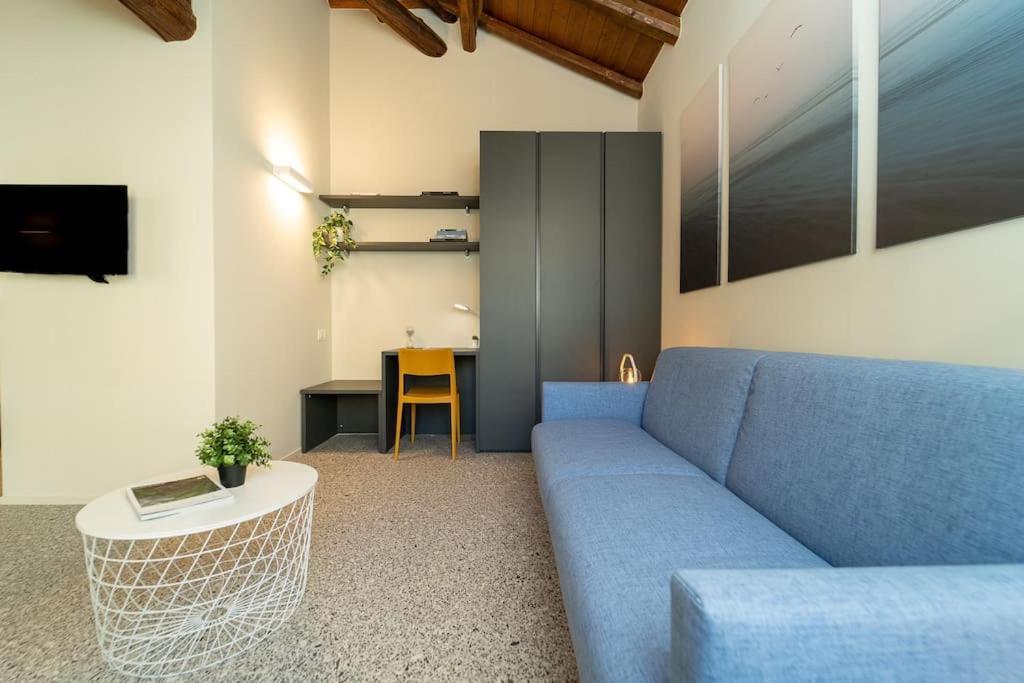 קומו Moderno Appartamento A 200 Metri Dal Duomo מראה חיצוני תמונה